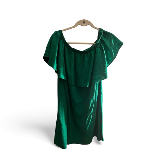Old Navy Dresses & Skirts - Old Navy Green Ruffle Mini Dress